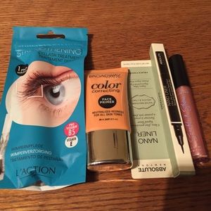 New 4 piece makeup bundle